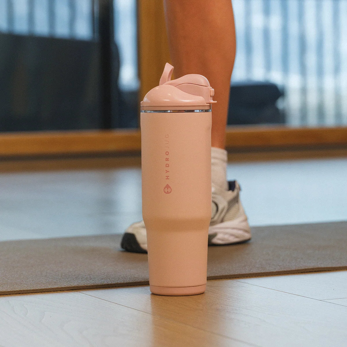 Ease2o 32oz | Compact Water Bottle with Straw & Chug Spout – Dusty Rose